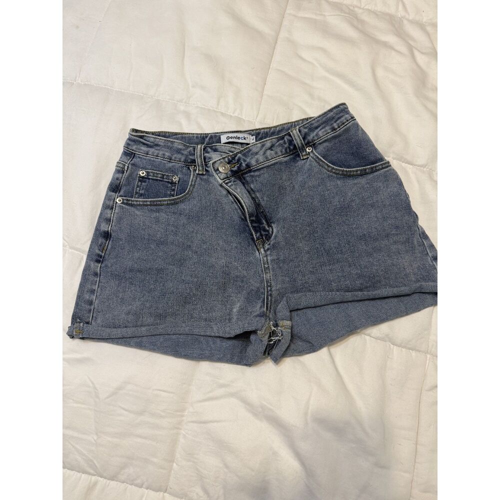 Genleck Juniors Medium Wash Denim Shorts Size M